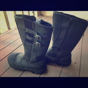 Keen girls tall boots